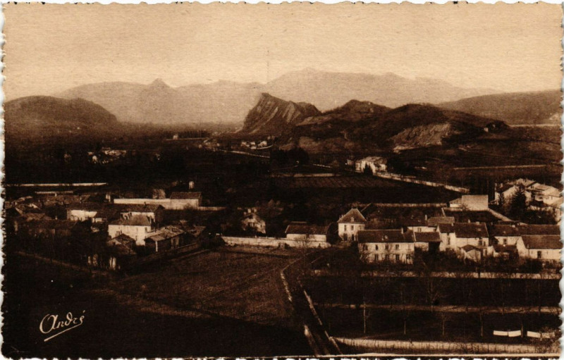 Carte postale ancienne Varces - Vue générale
