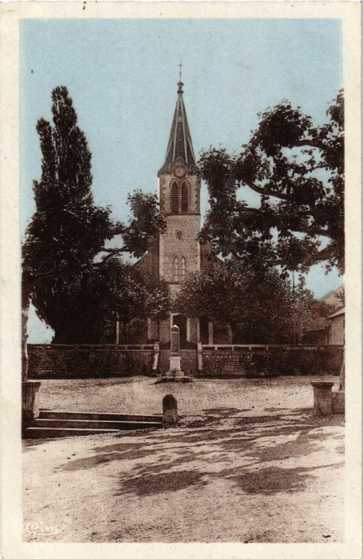 Carte postale ancienne Vignieu - Place de l'Eglise à Vignieu