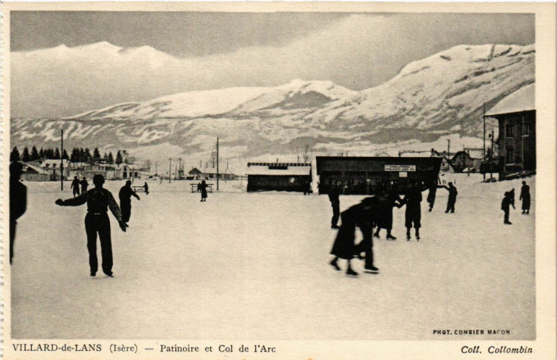 Carte postale ancienne Villard-de-Lans - Patinoire et Col de l'Arc à Villard-de-Lans