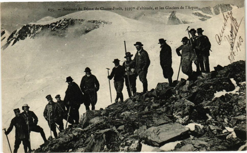 Carte postale ancienne Sommet du Dome de Chasse-Foret