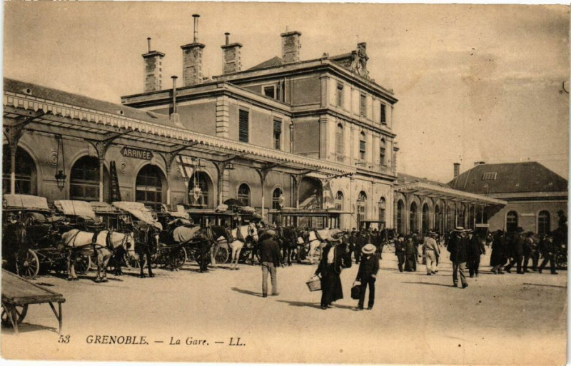 Carte postale ancienne Grenoble - La Gare à Grenoble