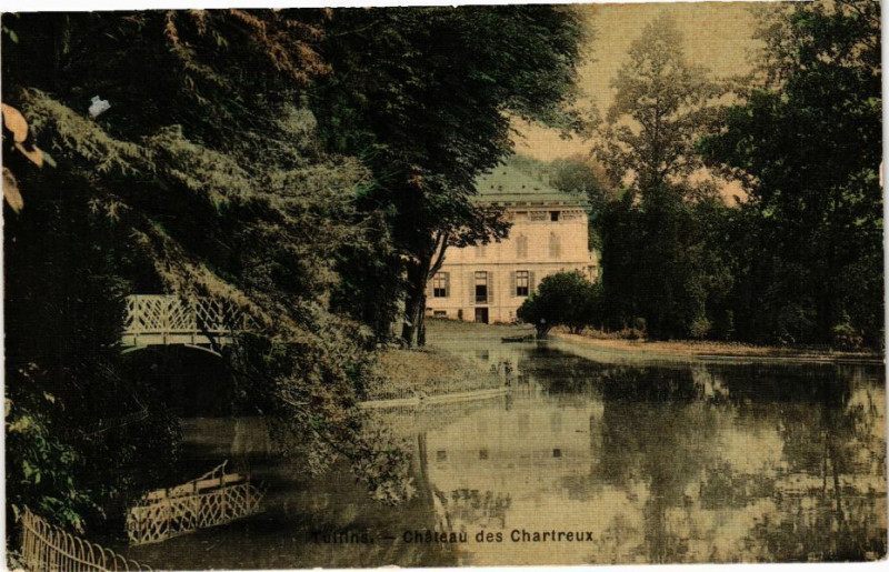 Carte postale ancienne Tullins - Chateau des Chartreux à Tullins