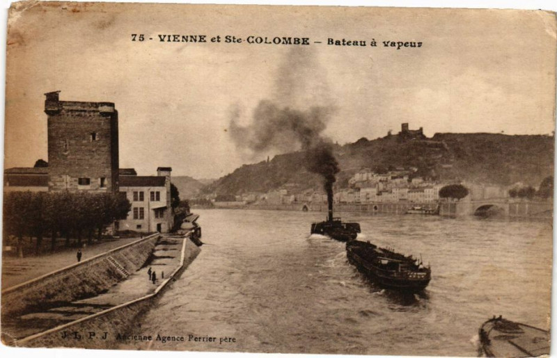 Carte postale ancienne Vienne et Ste-Colombe - Bateau a vapeur à Vienne