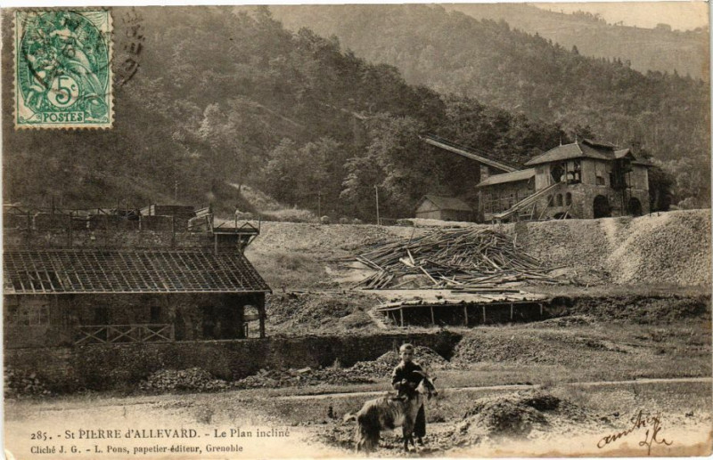 Carte postale ancienne St-Pierre-d'Allevard - Le Plan inciline à Plan