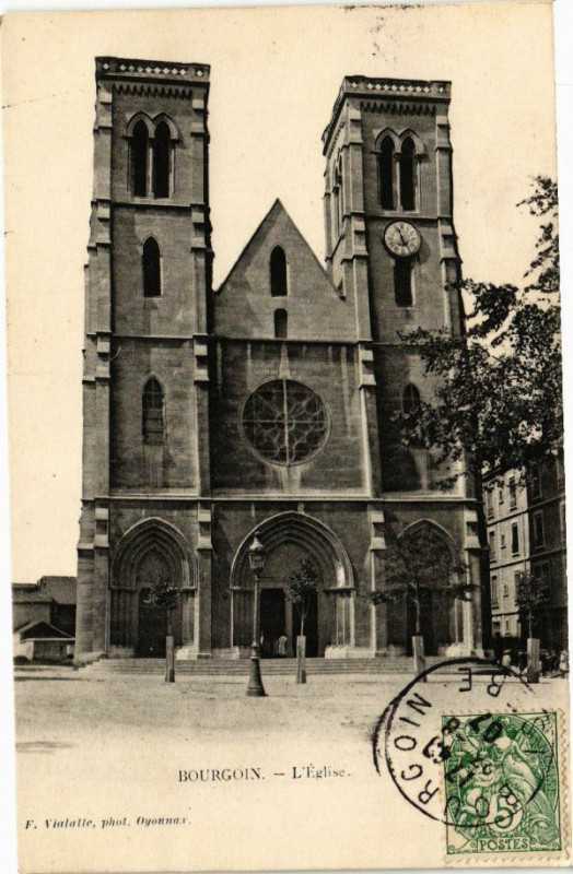 Carte postale ancienne Bourgoin - L'Eglise