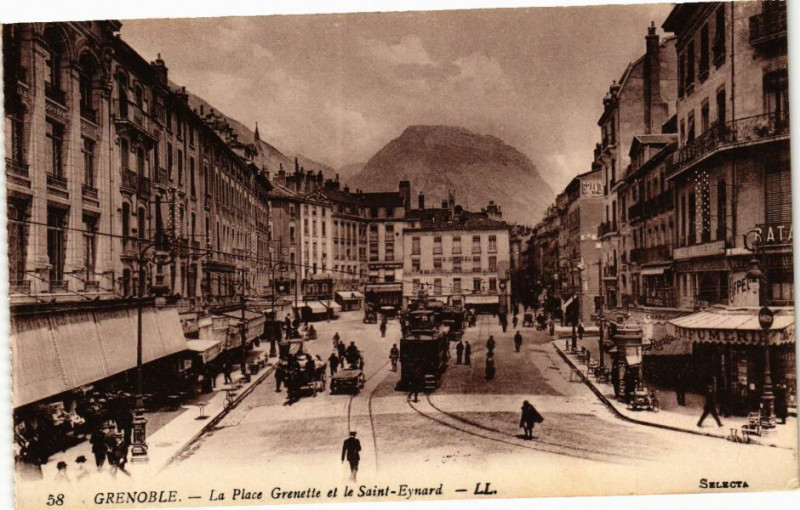Carte postale ancienne Grenoble - La Place Grenette et le St-Eynard à Grenoble