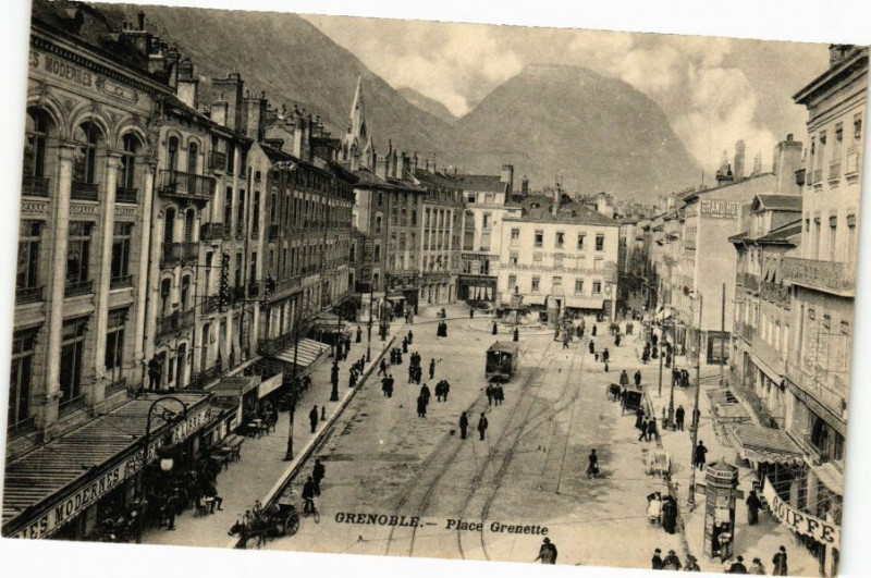 Carte postale ancienne Grenoble - Place Grenette à Grenoble