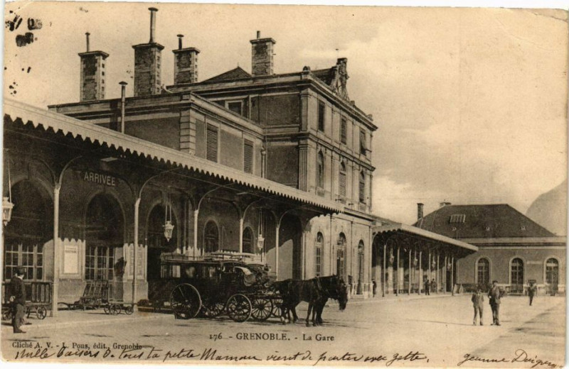Carte postale ancienne Grenoble - La Gare à Grenoble