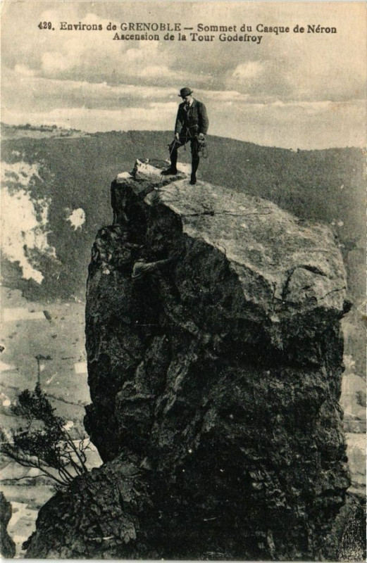 Carte postale ancienne Env. de Grenoble - Sommet du Casque de Neron à Grenoble