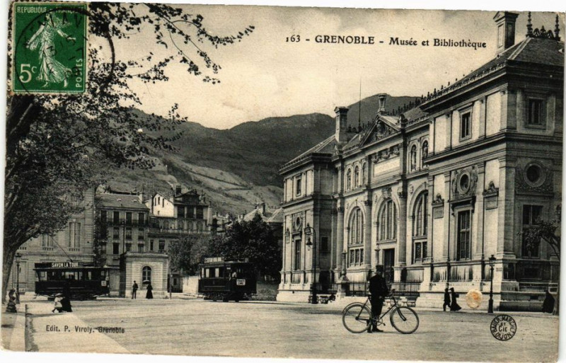 Carte postale ancienne Grenoble - Mosée et Biblioteque à Grenoble