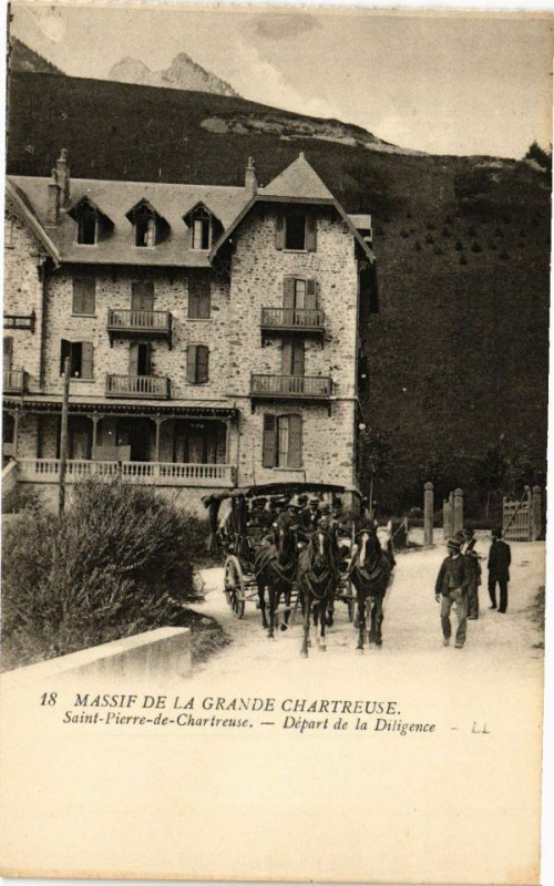Carte postale ancienne Saint-Pierre-De-Chartreuse - Depart de la Diligence à Saint-Pierre-de-Chartreuse