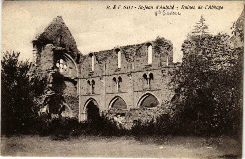 Carte postale ancienne Saint-Jean d'Aulphe Ruines de l'Abbaye