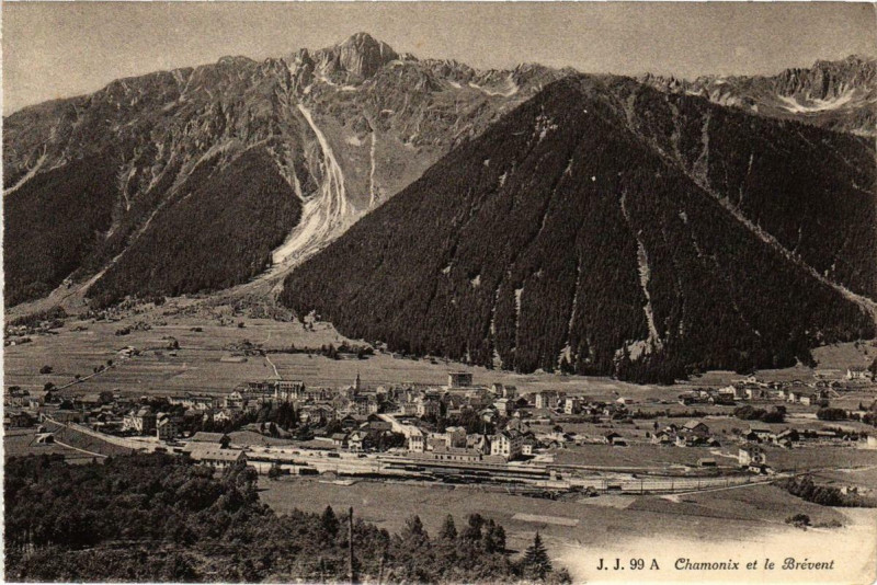 Carte postale ancienne Chamonix et la Brevent