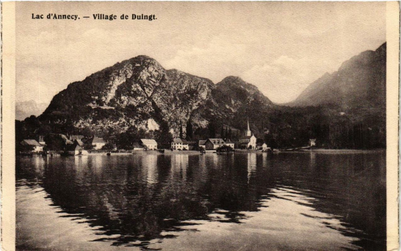 Carte postale ancienne Lac d'Annecy Village de Duingt à Duingt