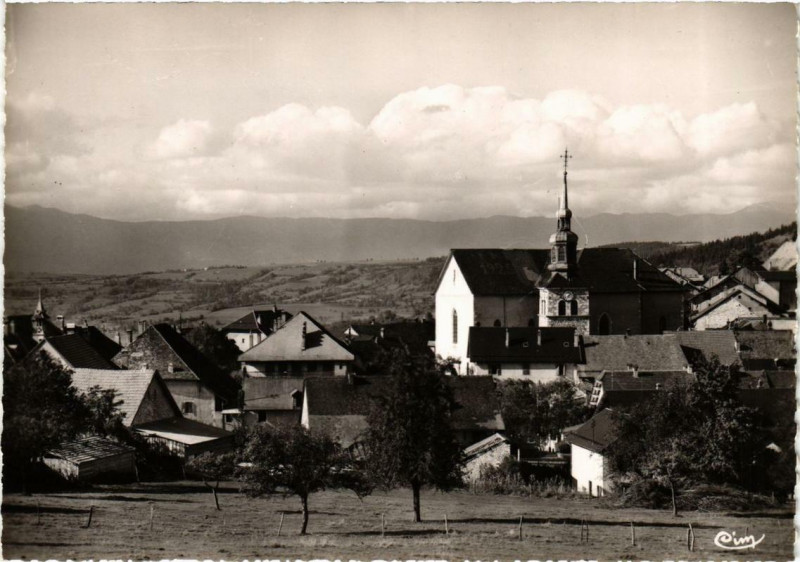 Carte postale ancienne Cruseilles Eglise à Cruseilles