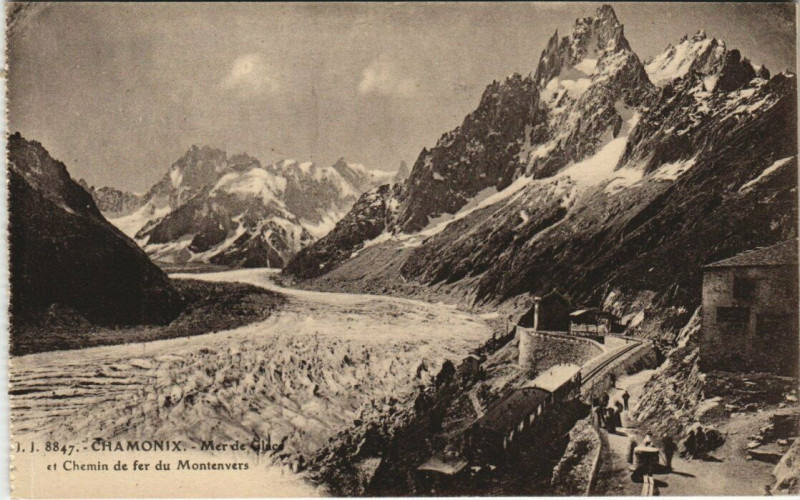 Carte postale ancienne J. J. 8847. Chamonix. Mer de Glace et Chemin de fer du Montenvers à Vers