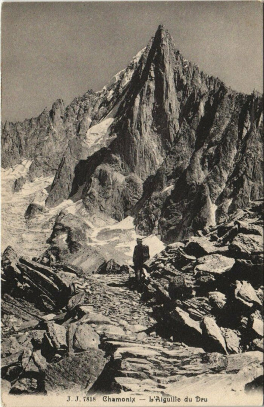 Carte postale ancienne J. J. 7818 Chamonix L'Aiguille du Dru