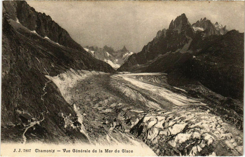 Carte postale ancienne Chamonix - Vue générale de la Mer de Glace