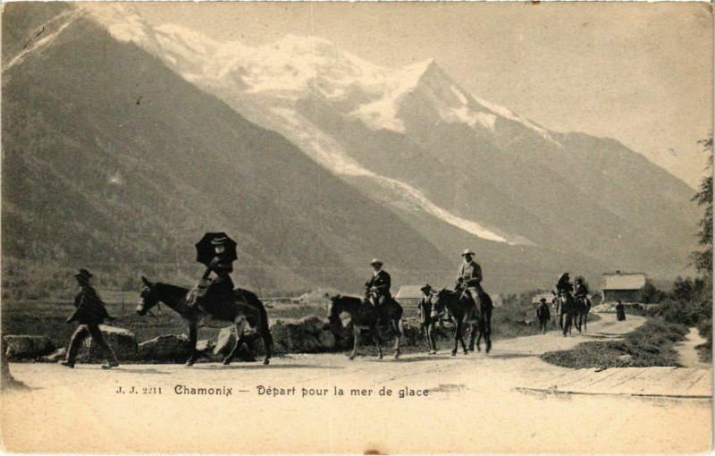 Carte postale ancienne Chamonix - départ pour la mer de glace