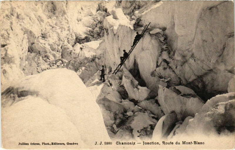 Carte postale ancienne Chamonix - Jonaction route du Mont-Blanc