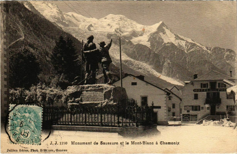 Carte postale ancienne Monument de Saussere et le Mont-Blanc a Chamonix