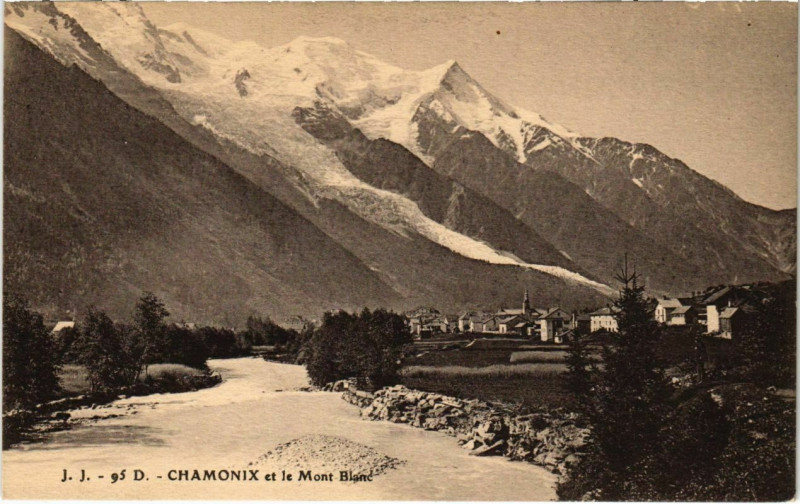 Carte postale ancienne Chamonix et le Mont-Blanc