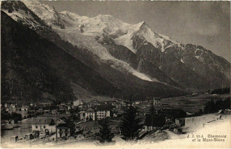 Carte postale ancienne Chamonix et le Mont-Blanc