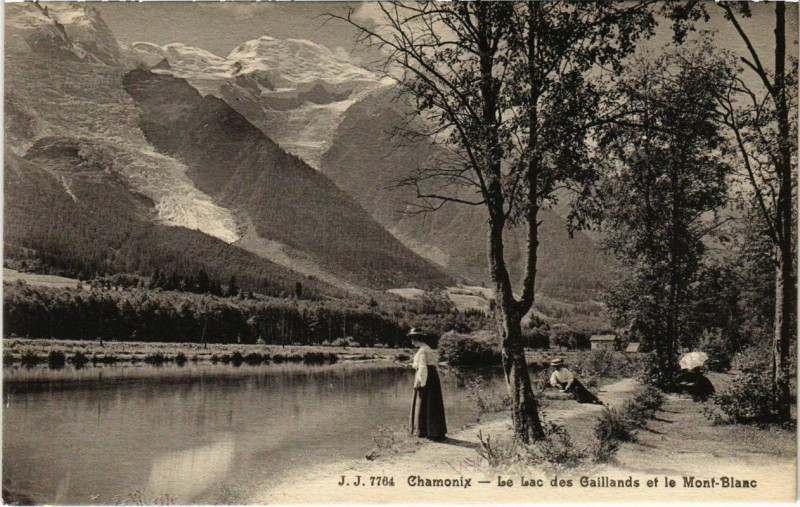 Carte postale ancienne Chamonix - Le Lac des Gaillands et le Mont-Blanc