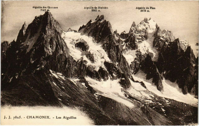 Carte postale ancienne Chamonix - Les AIGUILLEs