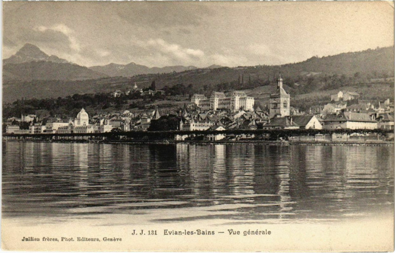 Carte postale ancienne Evian-les-Bains - Vue générale à Évian-les-Bains