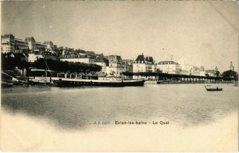 Carte postale ancienne Evian-les-Bains - Le quai à Évian-les-Bains