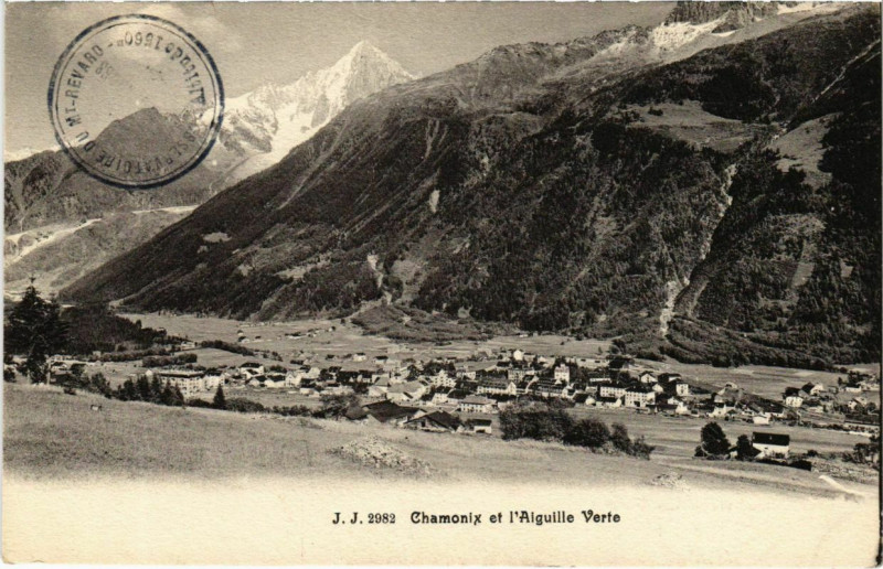 Carte postale ancienne Chamonix et l'Aiguille Verte