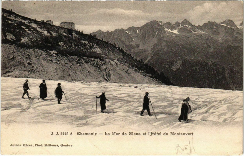 Carte postale ancienne Chamonix - La Mer de Glace et l'Hotel du Montanvert