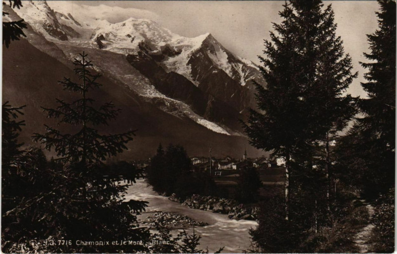 Carte postale ancienne Chamonix et le Mont-Blanc