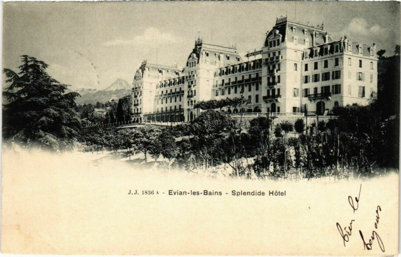 Carte postale ancienne Evian-les-Bains - Splendide Hotel à Évian-les-Bains
