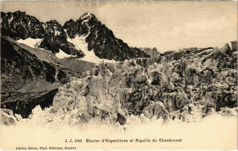 Carte postale ancienne Glacier d'Argentieres et Aiguille du Chardonnef