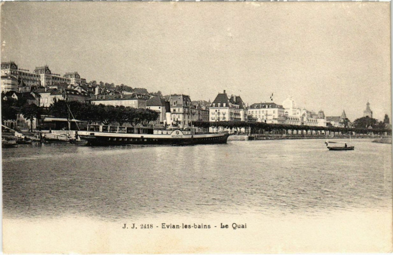 Carte postale ancienne Evian-les-Bains - Le Quai à Évian-les-Bains