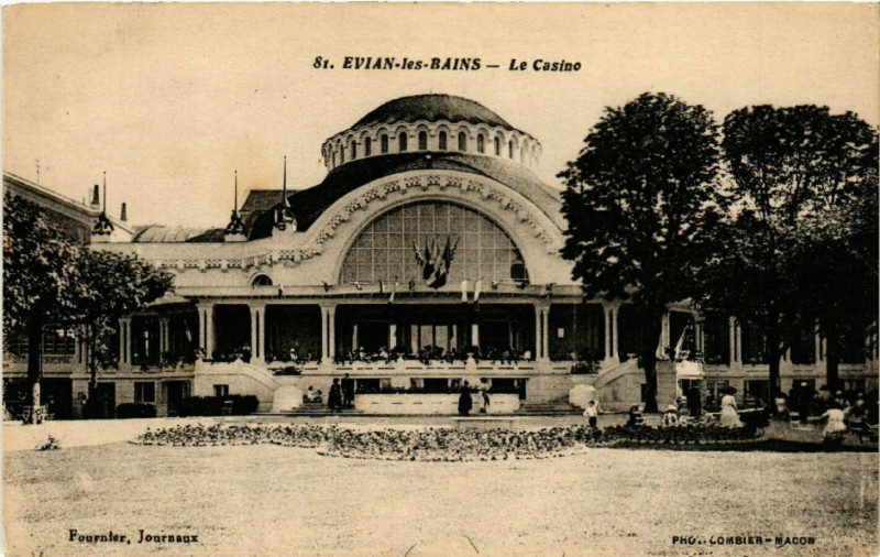 Carte postale ancienne Evian-les-Bains - Le Casino à Évian-les-Bains