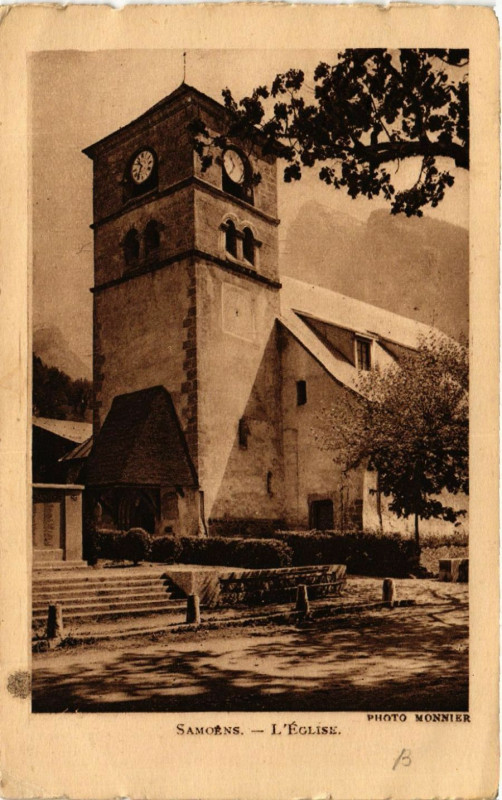 Carte postale ancienne Samoens - L'Eglise à Samoëns