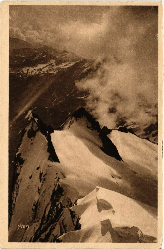 Carte postale ancienne Massif du Mont-Blanc - Arete S.-E. du Mont Dolent