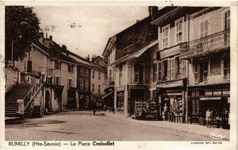 Carte postale ancienne Rumilly - La Place Croisollet à Rumilly