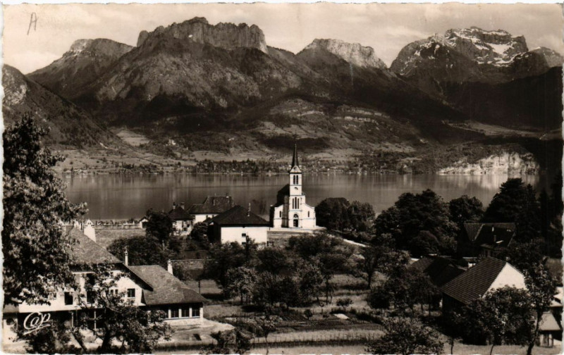 Carte postale ancienne Lac d'Annecy - Vue générale sur Sevrier à Sevrier