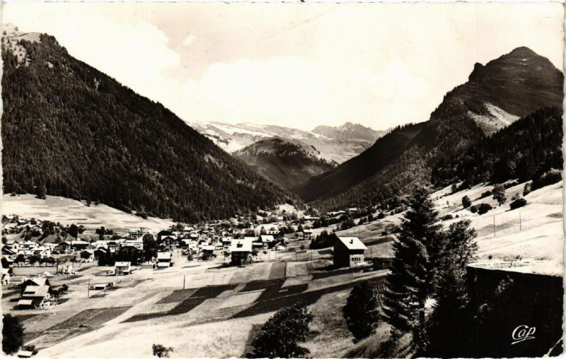 Carte postale ancienne Morzine - alt 1000m - La Vallée à Morzine