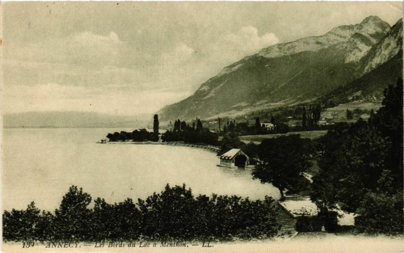 Carte postale ancienne Annecy - Les Bords du Lac a Menthon à Annecy