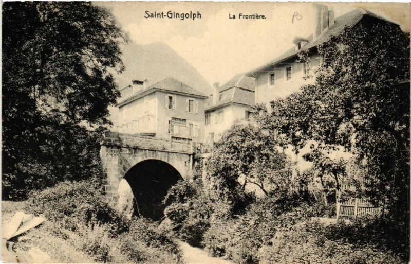 Carte postale ancienne Saint-Gingolph - La Frontiere à Saint-Gingolph