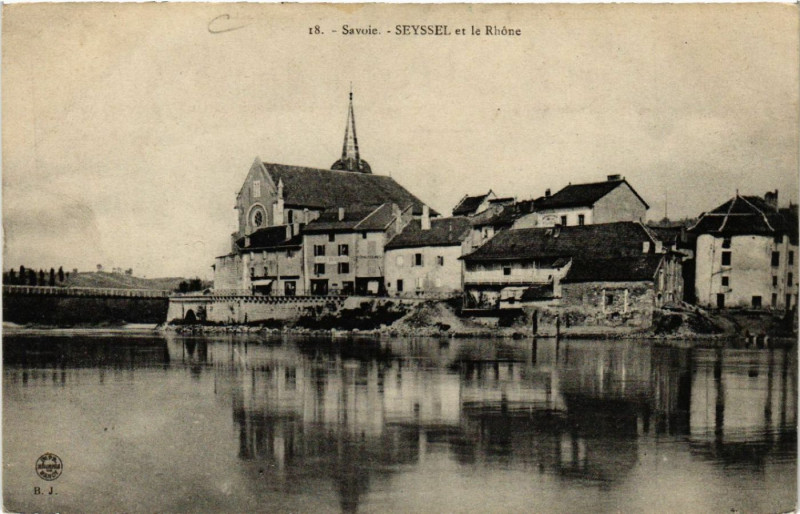 Carte postale ancienne Savoie - Seyssel et le Rhone à Seyssel