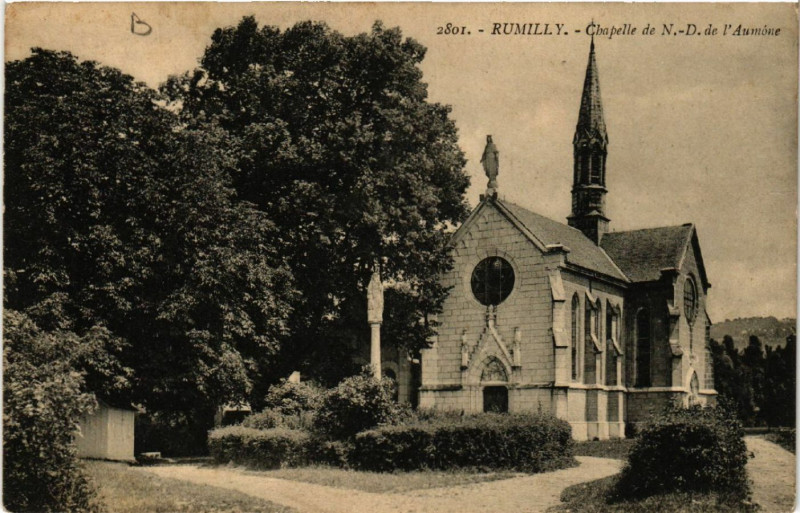 Carte postale ancienne Rumilly - Chapelle de N.-D. de l'Aumone à Rumilly