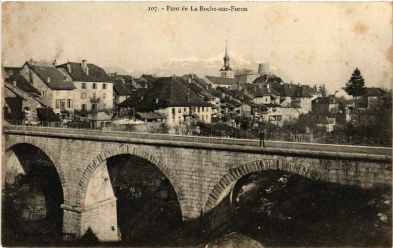 Carte postale ancienne Pont de La Roche-sur-Foron à La Roche-sur-Foron