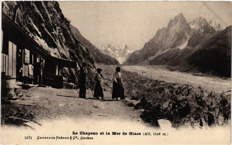 Carte postale ancienne Le Chapeau et la Mer de Glace (alt 1549)