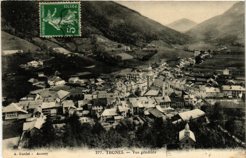 Carte postale ancienne Thones - Vue générale à Thônes